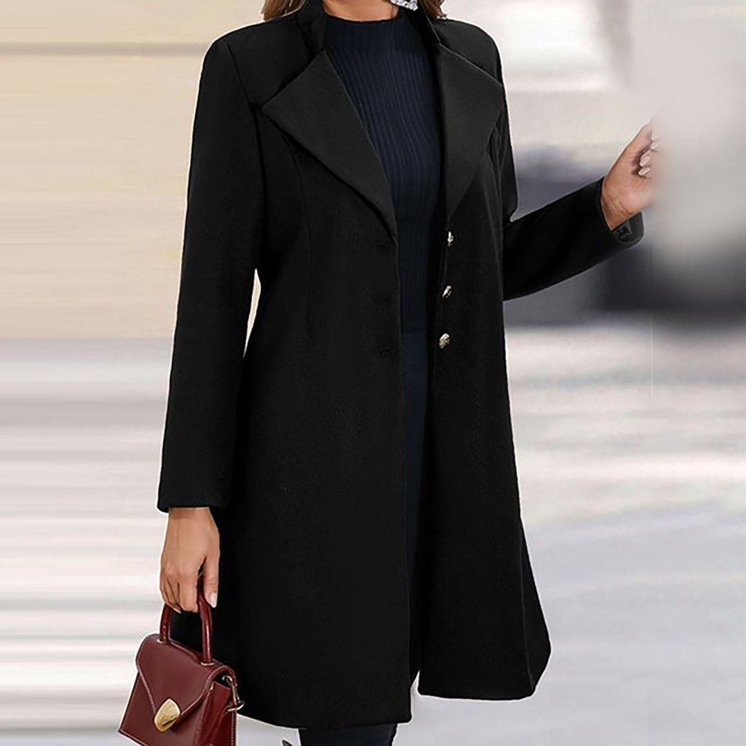 "Manteau en laine pour femmes, coupe raffinée, vue de face, élégant et confortable, parfait pour l'hiver"