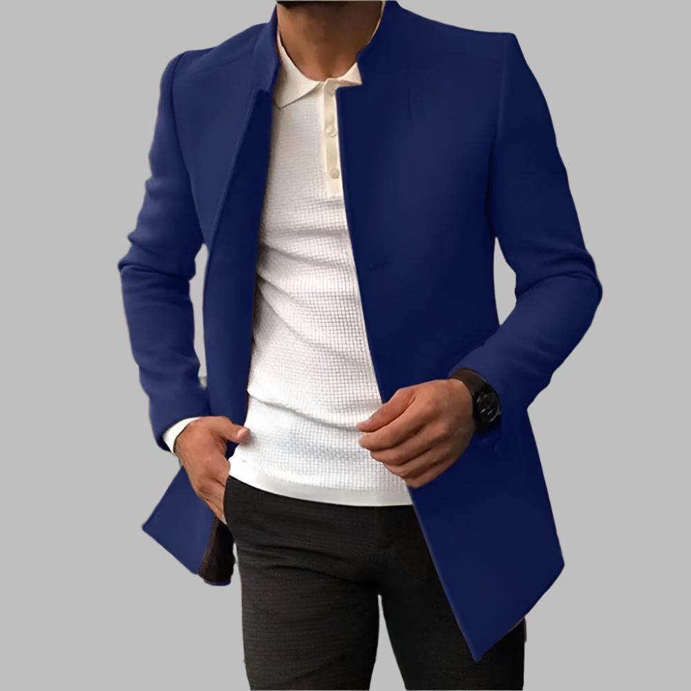 "Manteau homme élégant en laine bleu royal, coupe classique et moderne, parfait pour réunions et soirées, protection hiver."