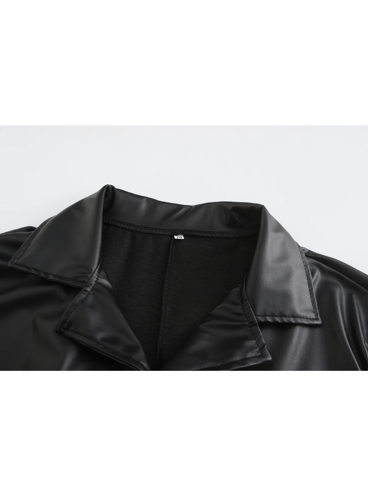 "Manteau long en cuir homme, élégant, cuir raffiné, revers classiques, style intemporel, durable et polyvalent."