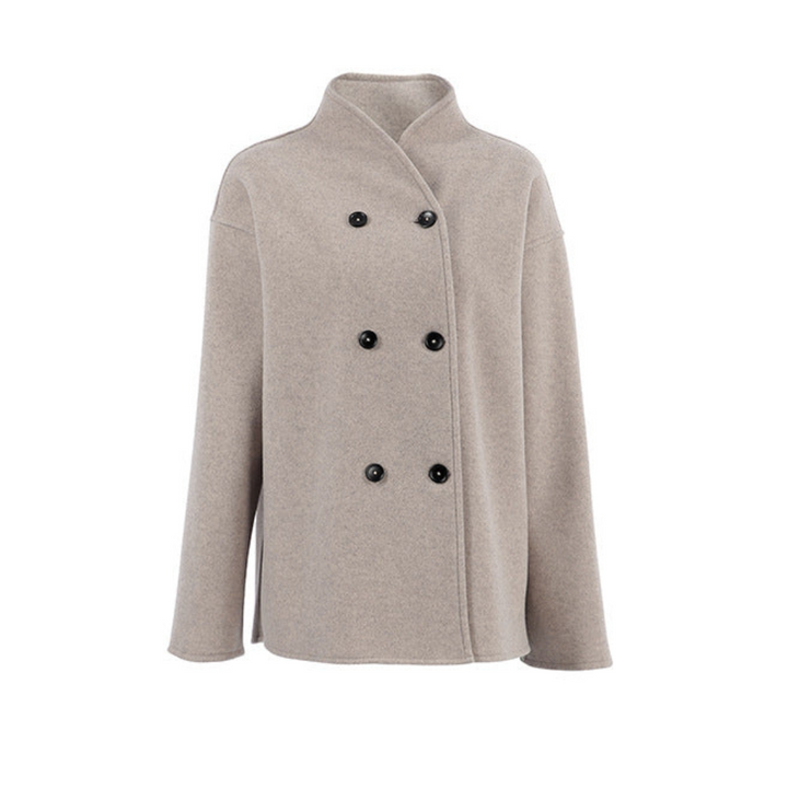 "Manteau oversize Gina en laine, streetwear tendance, coupe décontractée, fermeture boutonnée moderne, couleur unie."