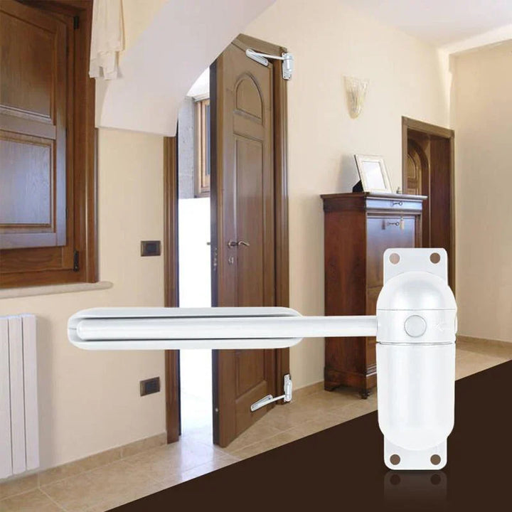 Mécanisme de porte automatique gris, fermeture douce et silencieuse, sécurisé pour maison moderne; prévient les courants d'ai