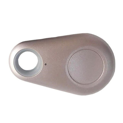 "Mini traceur GPS imperméable pour animaux - Vue détaillée, compact et léger, idéal pour suivi précis de votre compagnon."