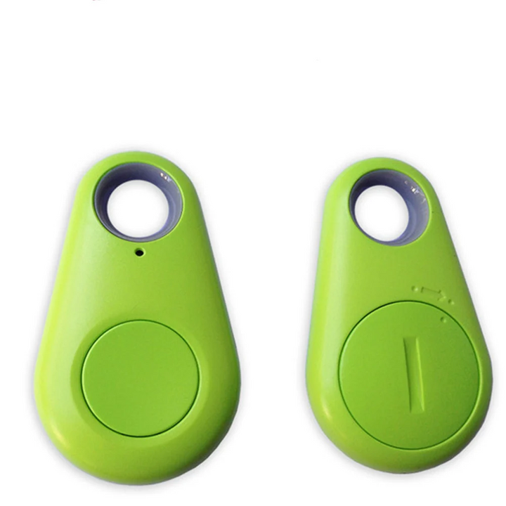 "Mini traqueur GPS compact et léger, idéal pour suivre enfants, animaux et objets avec précision en temps réel."