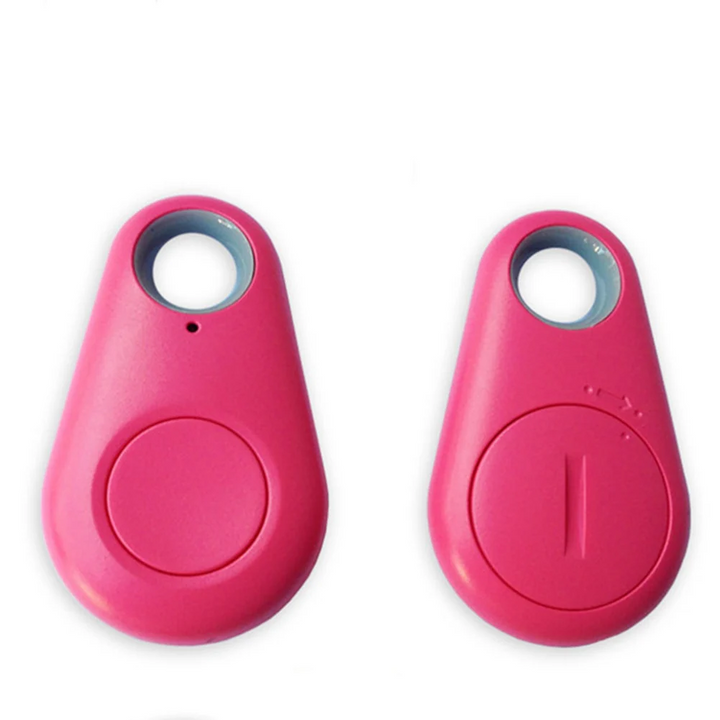 "Mini traqueur GPS compact et léger, idéal pour suivre enfants, animaux et objets avec précision en temps réel."