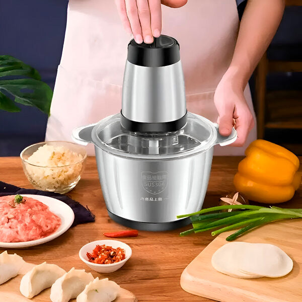 Mixeur puissant en acier inoxydable pour hacher viandes et légumes, design ergonomique et nettoyage facile.