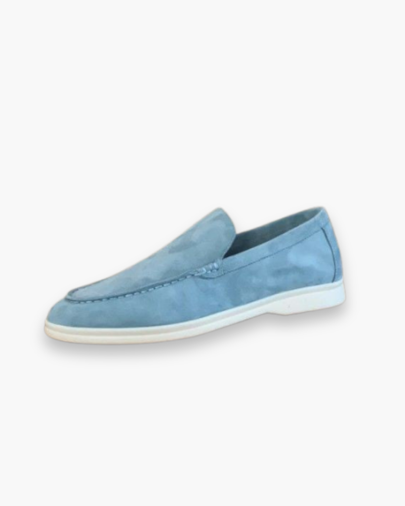 "Mocassins classiques en cuir beige pour homme, design élégant et confortable, parfaits pour toutes occasions."