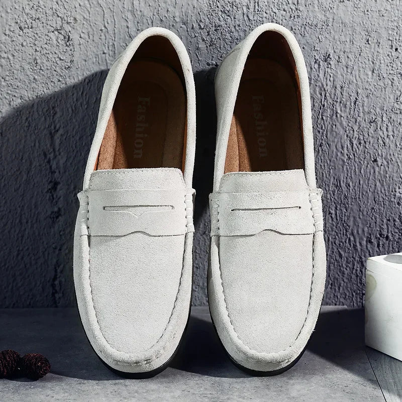 "Mocassins en daim confortables pour hommes, design élégant, différentes couleurs, semelle flexible, style adapté à toutes oc