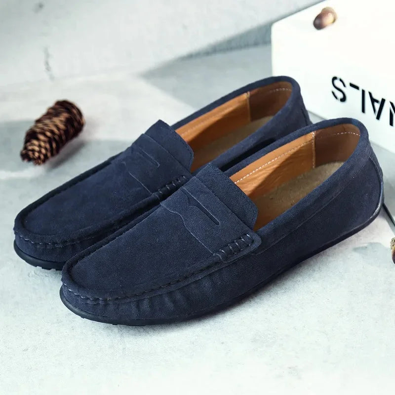 "Mocassins en daim confortables pour hommes, design élégant, différentes couleurs, semelle flexible, style adapté à toutes oc