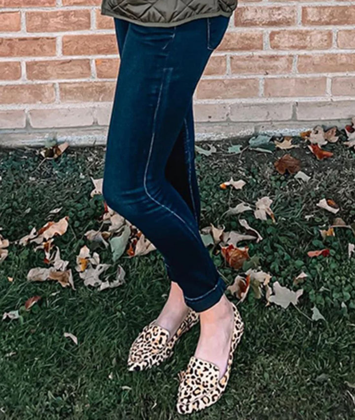 "Mocassins pointus en velours léopard pour femmes, élégants et audacieux, motif animalier, semelle caoutchouc souple."