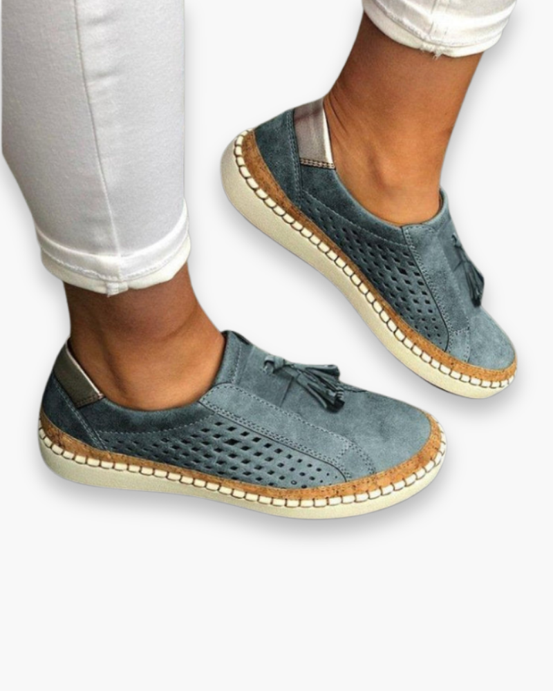 "Mules femme élégantes et respirantes, design chic, confort optimal, disponibles en plusieurs couleurs."