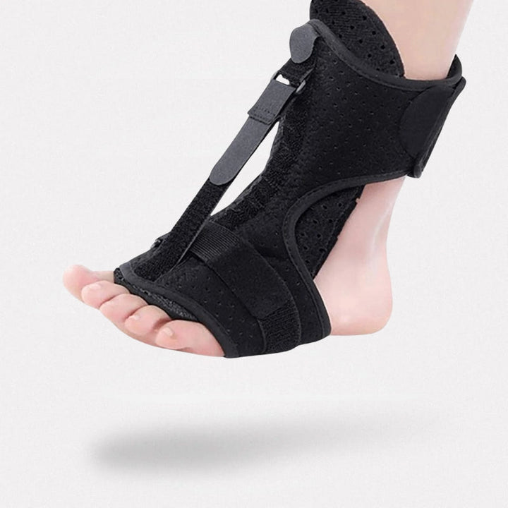 Orthèse de nuit ajustable, soulageant la fasciite plantaire, élégante et discrète, pour un confort nocturne optimal.