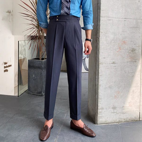 "Pantalon britannique ajustable pour homme beige, coupe droite, devant plissé, sophistiqué et confortable pour toute occasion