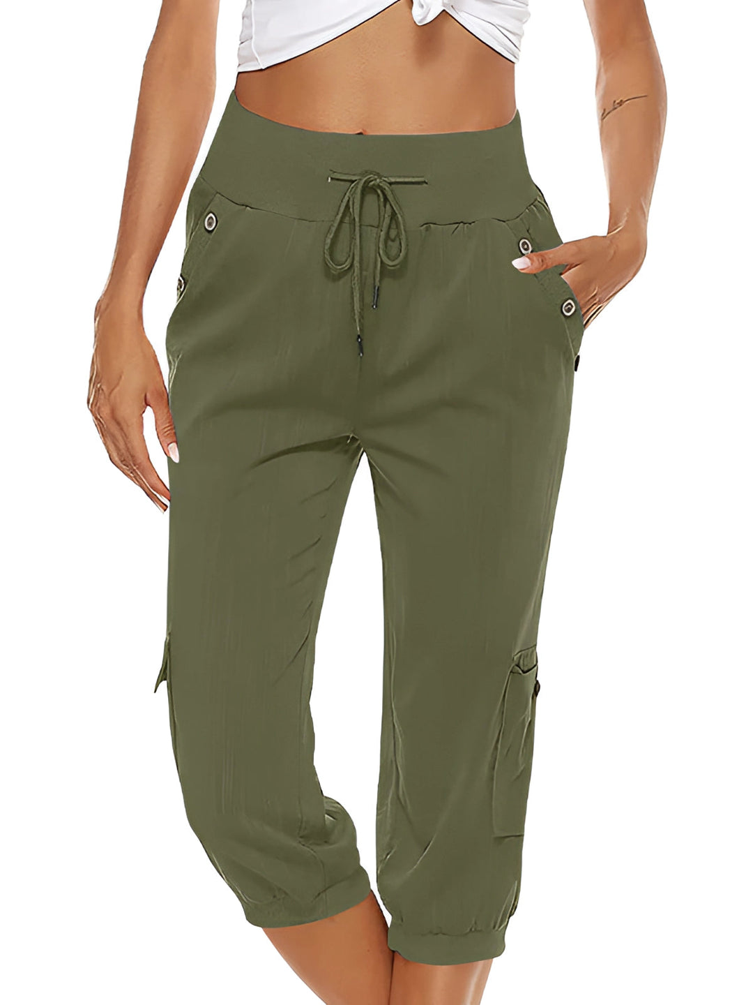"Pantalon capri vert durable léger, respirant et confortable pour l'été, ajustement décontracté et élastique à la taille."