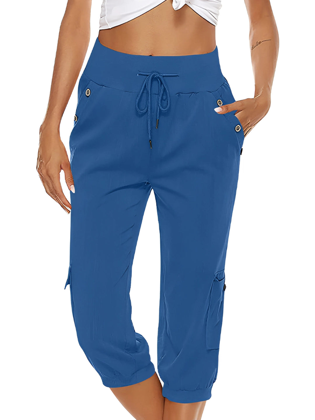 "Pantalon capri vert durable léger, respirant et confortable pour l'été, ajustement décontracté et élastique à la taille."