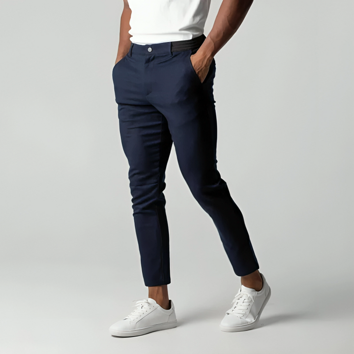 "Pantalon chino élastique homme ajusté, vert, pour confort quotidien et style moderne"