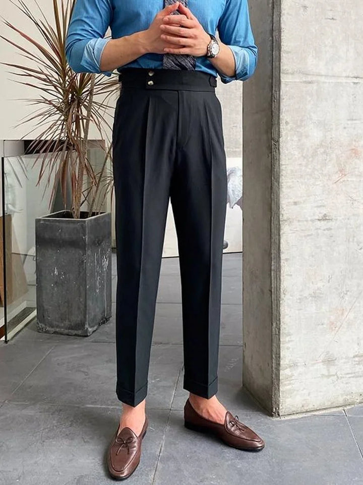 "Pantalon de costume homme élégant, coupe moderne, tissu léger, couleur sombre, parfait pour occasions formelles professionne