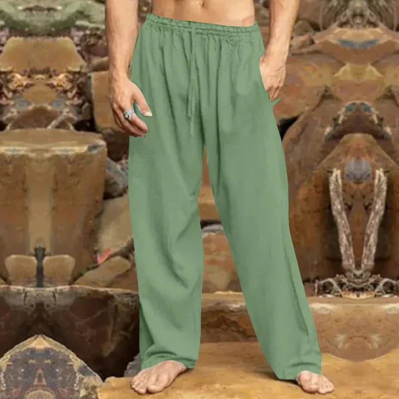 "Pantalon de loisirs en lin pour hommes, coupe moderne, tissu respirant et confortable, idéal pour un look chic décontracté."