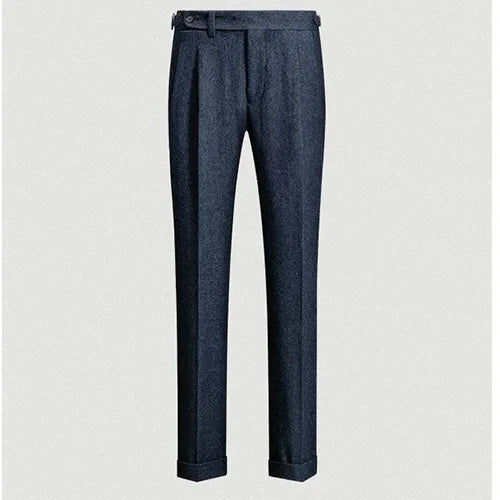 "Pantalon de travail homme slim fit gris avec ceinture, ajusté et élégant, idéal pour milieux professionnels et formels."