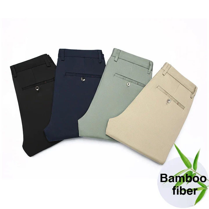 "Pantalon décontracté homme en coton stretch khaki avec coupe élégante, adapté pour travail et occasions décontractées."