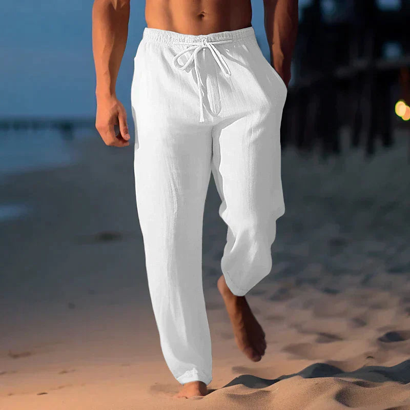 Pantalon en lin homme léger, moderne, gris, coupe décontractée, parfait pour l'été, tissu respirant, style chic.