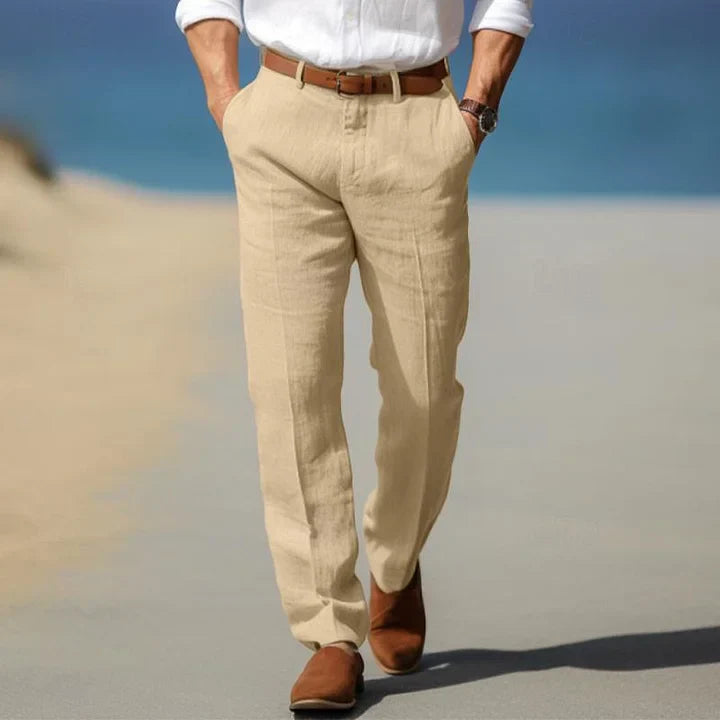 "Pantalon en lin pour homme, coupe ample, respirant, couleur tendance, parfait pour un style décontracté estival."