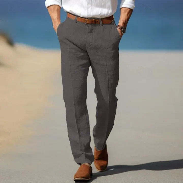 "Pantalon en lin pour homme, coupe ample, respirant, couleur tendance, parfait pour un style décontracté estival."