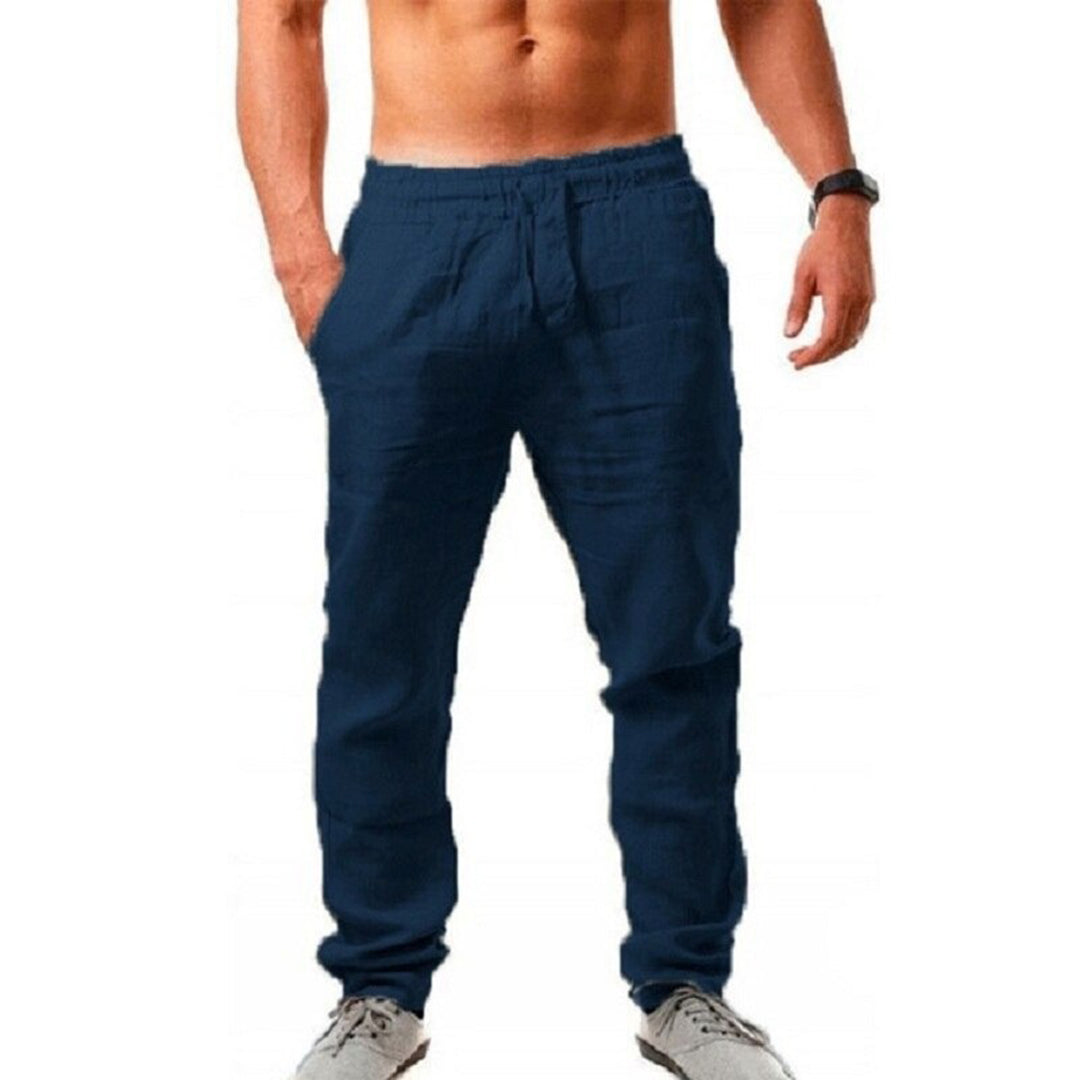 "Pantalon homme lin léger, gris, style décontracté chic, idéal été, plage ou ville, look élégant et aéré."
