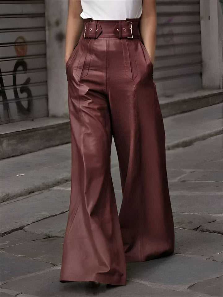 "Pantalon large femme élégant, coupe fluide, confort pour toutes saisons, couleurs vives, noir, rouge, vert, taille variée."