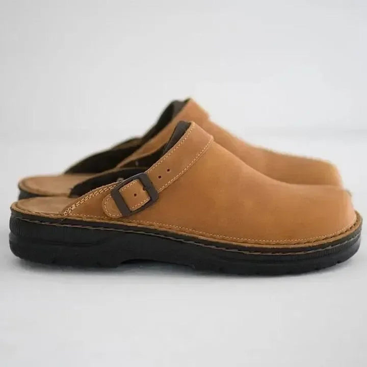 "Pantoufles en cuir pour hommes, confort orthopédique, élégantes et durables, semelles ergonomiques amovibles."