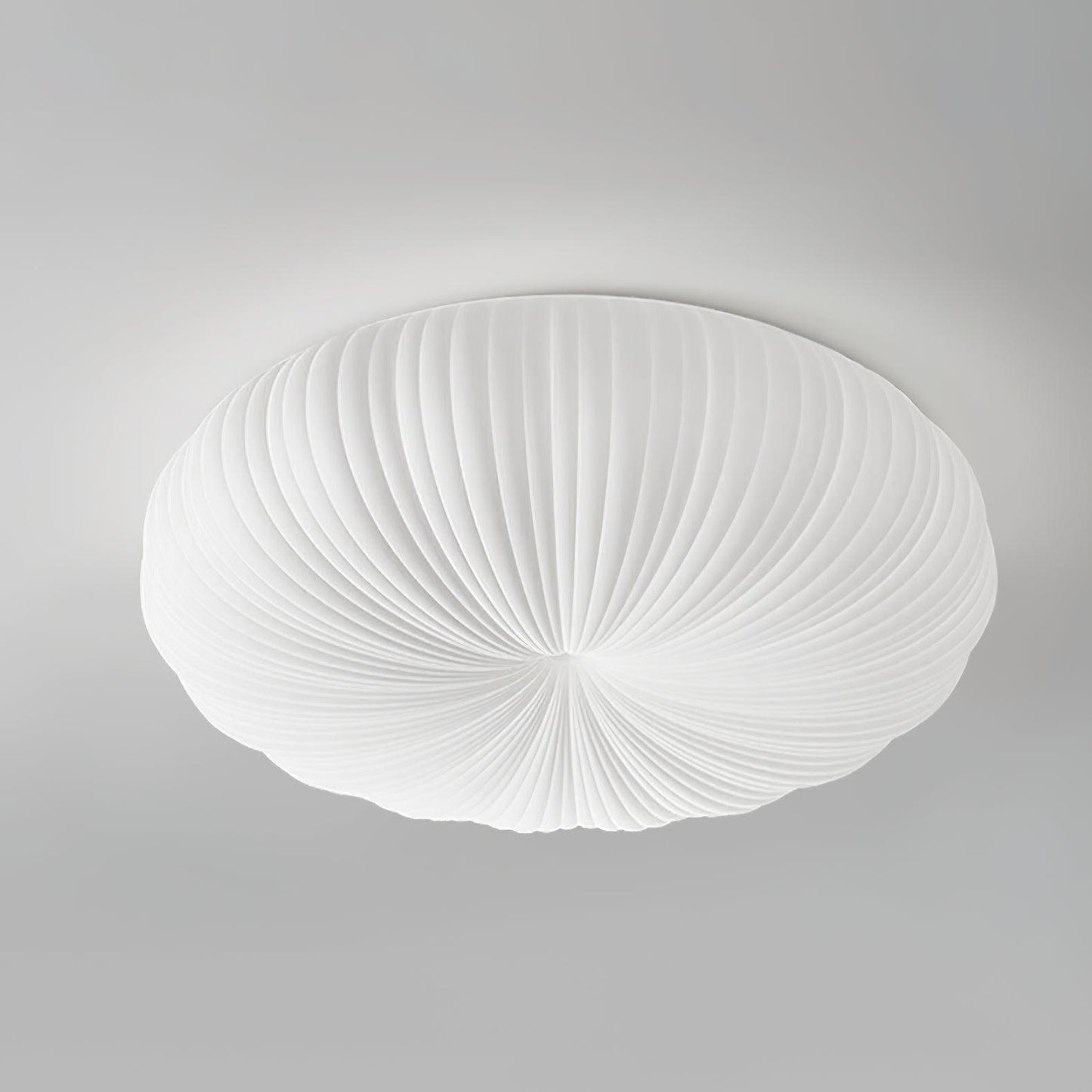 "Plafonnier LED en métal et acrylique, design moderne, lumière ajustable avec télécommande, élégant et contemporain."