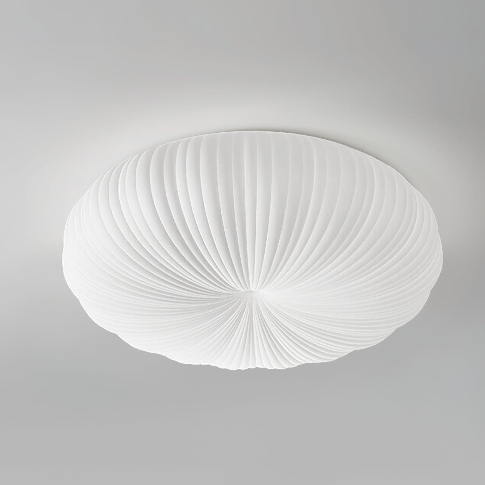 "Plafonnier LED en métal et acrylique, design moderne, lumière ajustable avec télécommande, élégant et contemporain."