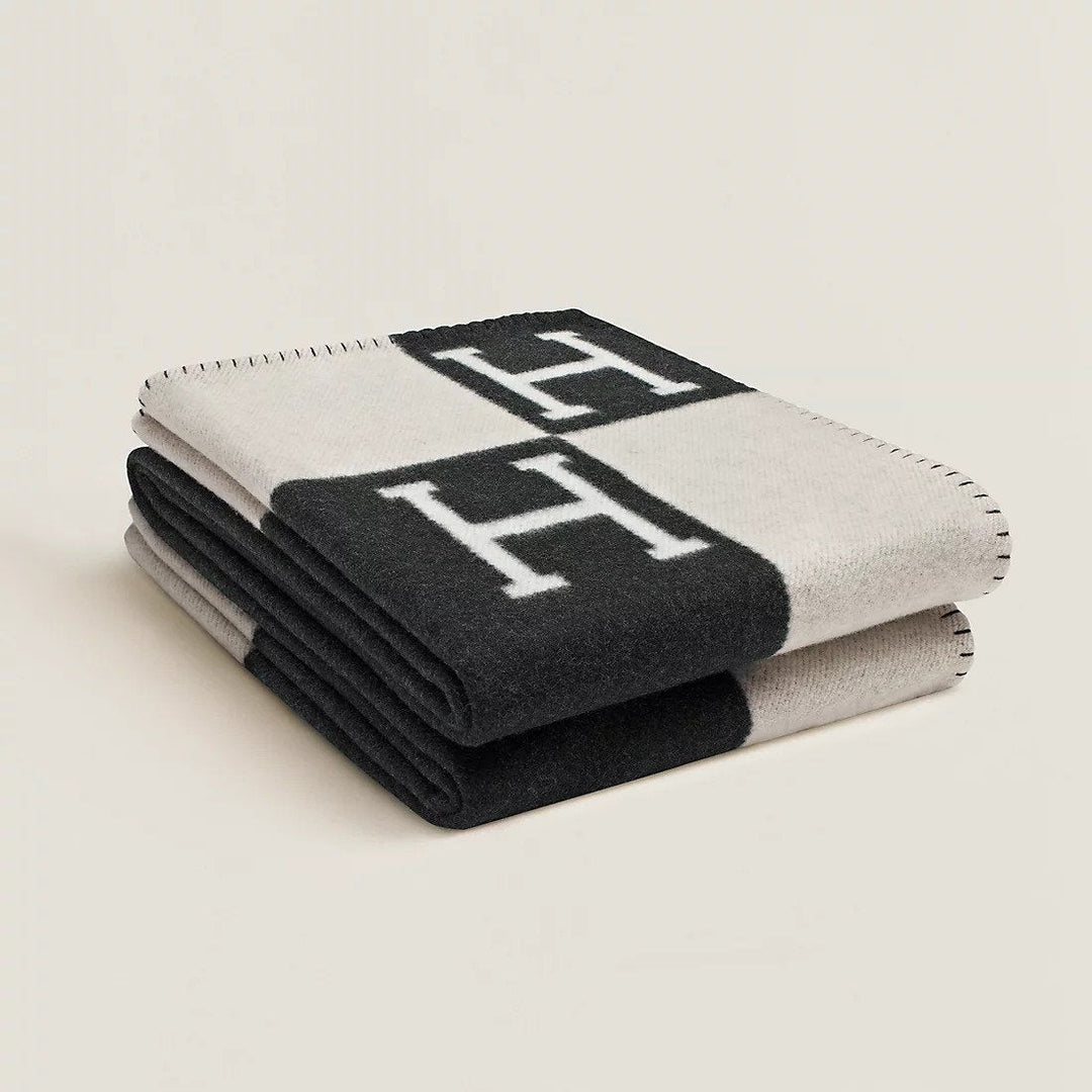 "Plaid en laine et cachemire, élégant et doux dans des tons beige, gris, noir, rose, ajout de luxe à la maison"