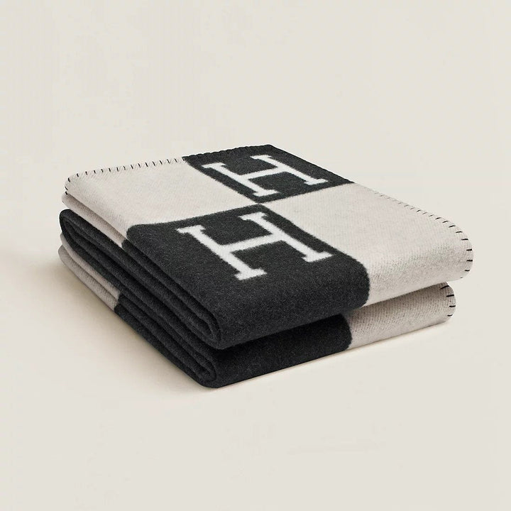 "Plaid en laine et cachemire, élégant et doux dans des tons beige, gris, noir, rose, ajout de luxe à la maison"