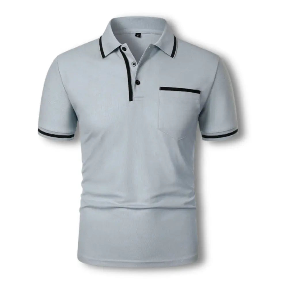 "Polo ajusté homme avec détails contrastés noirs, manches courtes et col à boutons, élégant et stylé pour un look soigné."