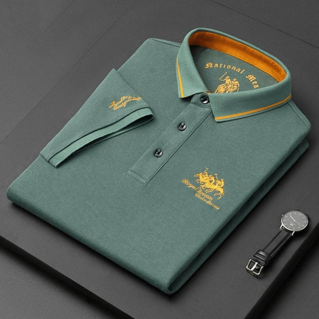 Polo de luxe homme en coton piqué, col classique, couleur unie, coupe droite, style élégant et intemporel.