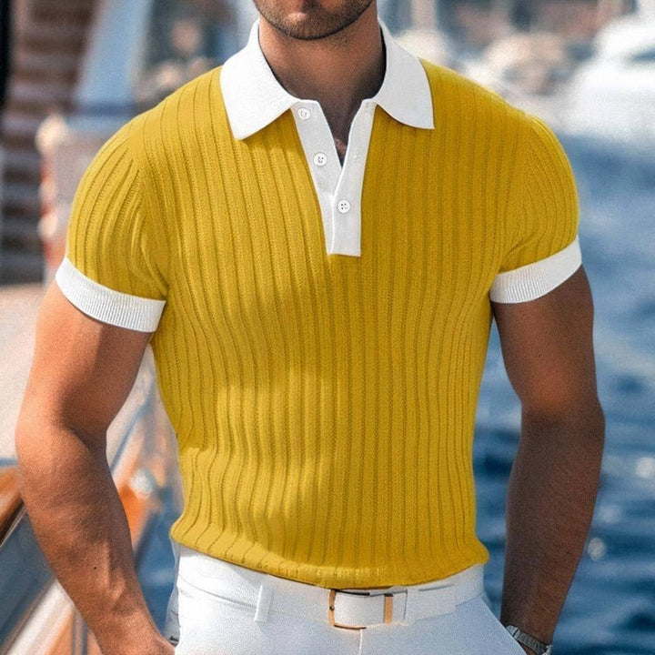 "Polo homme été vue face, tissu léger respirant, coupe confortable, style sobre pour look décontracté élégant."
