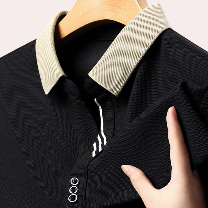 Polo homme manches longues décontracté, couleur noire, en tissu respirant, idéal pour un style casual chic.
