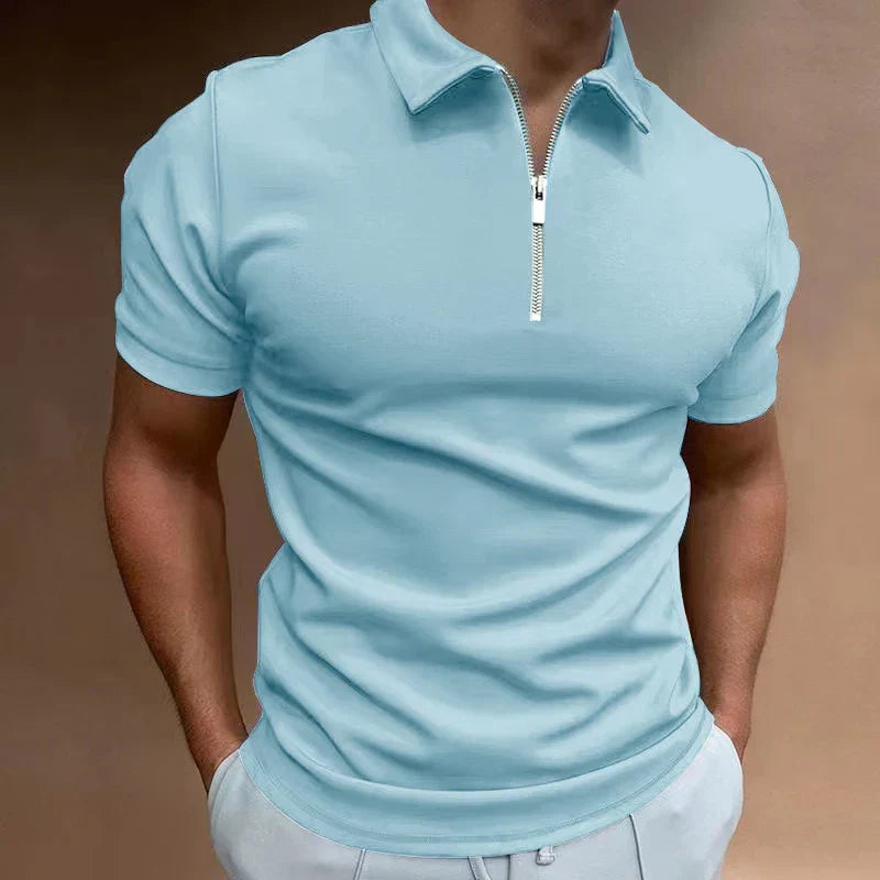 "Polo homme moderne, couleur vive, fermeture éclair, tissu lisse, manches courtes, style élégant et décontracté."
