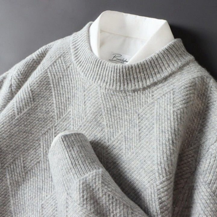 "Pull cachemire homme élégant, texture luxueuse, plusieurs couleurs, confort inégalé, style intemporel."