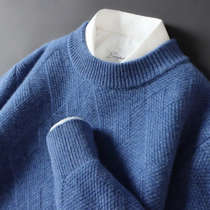 "Pull cachemire homme élégant, texture luxueuse, plusieurs couleurs, confort inégalé, style intemporel."