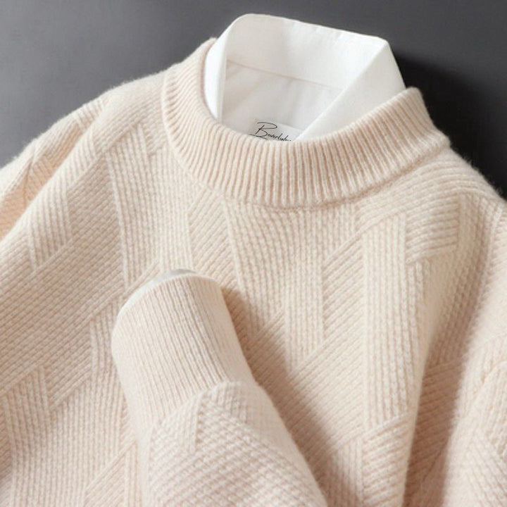 "Pull cachemire homme élégant, texture luxueuse, plusieurs couleurs, confort inégalé, style intemporel."