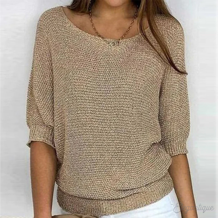 Pull décontracté pour femmes en laine douce, couleur neutre, col rond, bord côte, polyvalent pour tenues élégantes.