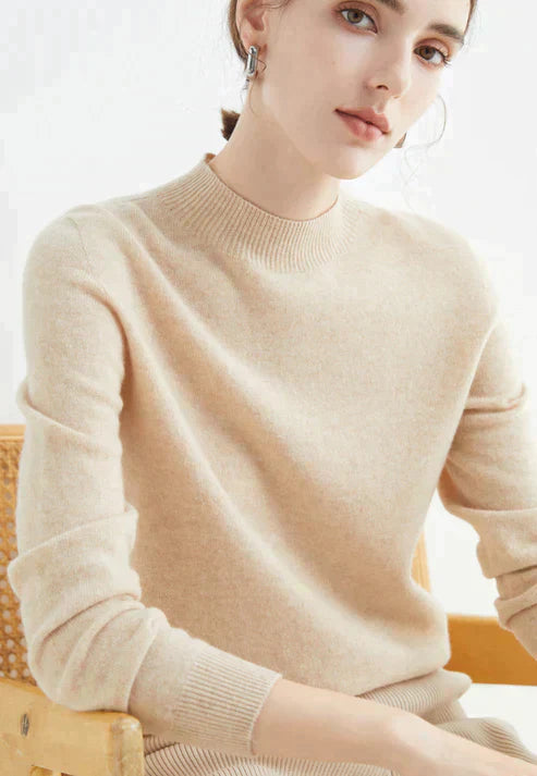 "Pull en cachemire pour femme, doux et chic, uni et élégant, parfait pour toutes les occasions et toutes les saisons."