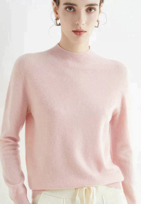 "Pull en cachemire pour femme, doux et chic, uni et élégant, parfait pour toutes les occasions et toutes les saisons."