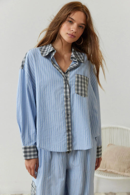 "Pyjama chaud et confortable en tissu doux, coupe ample, parfait pour toutes saisons et soirées cocooning."
