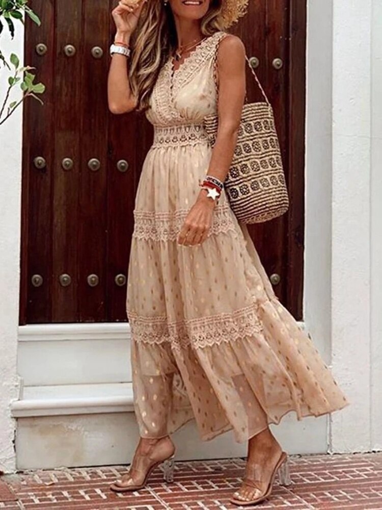 Robe bohème femme fluide, vue avant, élégante, tissu léger, parfait pour toutes occasions, confortable et moderne.