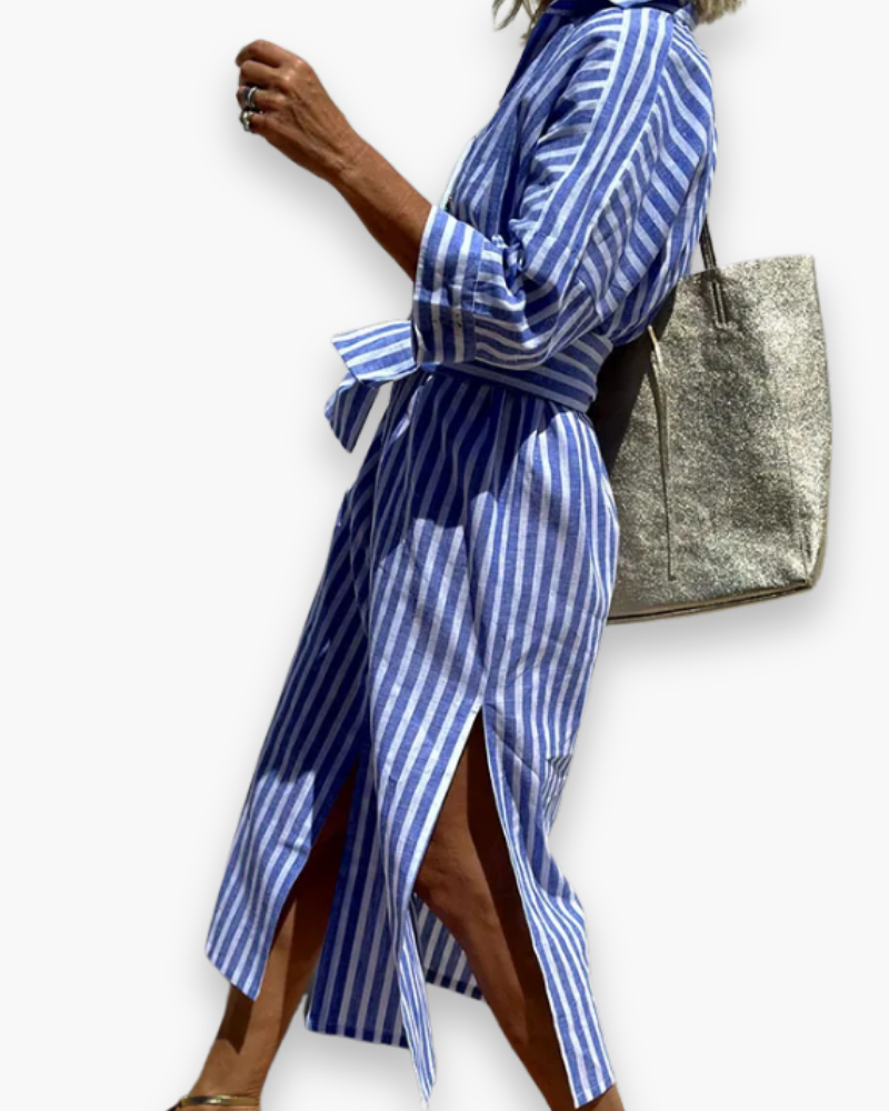 "Robe chemise maxi fluide à rayures élégantes, vue de face, chic décontracté pour femme"