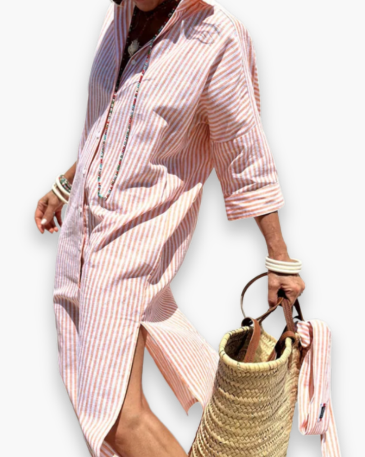 "Robe chemise maxi fluide à rayures élégantes, vue de face, chic décontracté pour femme"