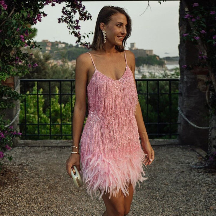 "Robe cocktail Samba élégante multicolore pour femme, vue de face, avec design moderne et détails raffinés."