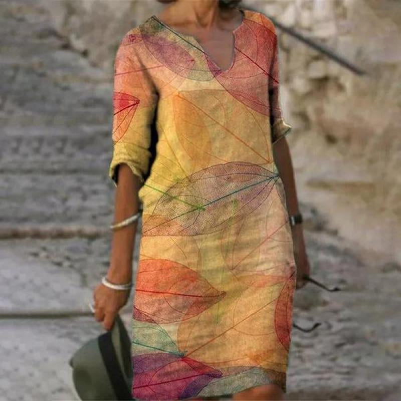 "Robe d'été élégante Jet pour femme avec silhouette cintrée et lignes fluides, parfaite pour toutes occasions"